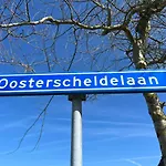Vakantiehuis Met Luxe Tuin Dichtbij Het Strand