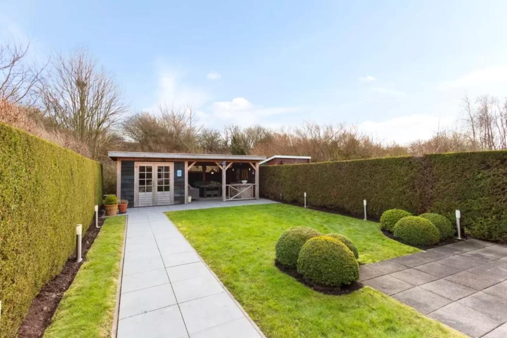 Met Luxe Tuin Dichtbij Het Vakantiehuis Kamperland