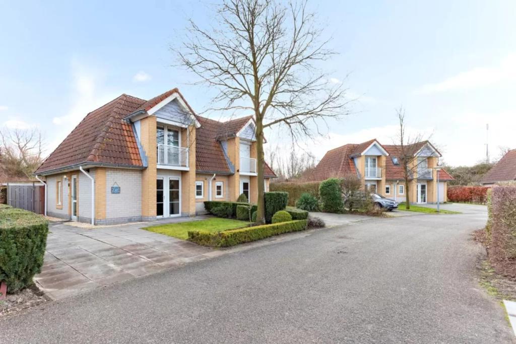 Vakantiehuis Met Luxe Tuin Dichtbij Het *