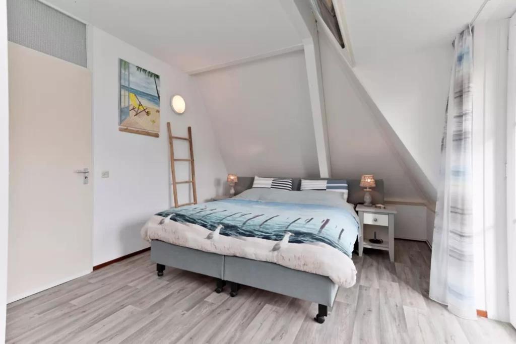 Met Luxe Tuin Dichtbij Het Vakantiehuis Kamperland